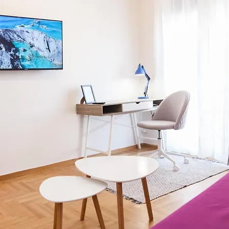 Contemporary Stylish Located Near Metaxourgeio Area * Athens