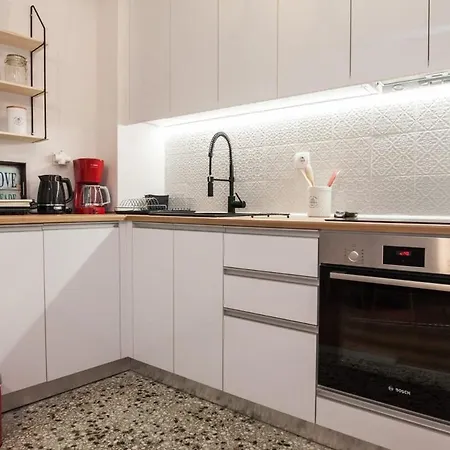Apartment Contemporary Stylish Located Near Metaxourgeio Area Athens