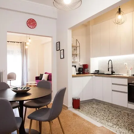 Contemporary Stylish Located Near Metaxourgeio Area Apartment *